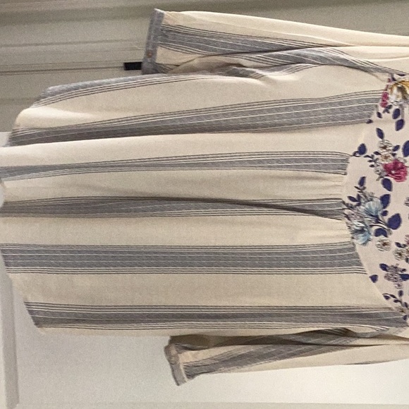 Cute fig and flower size xl top - Picture 5 of 5